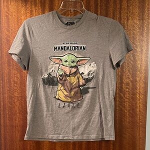 Star Wars Mandalorian Men’s Gray with Green and Brown, pajama set